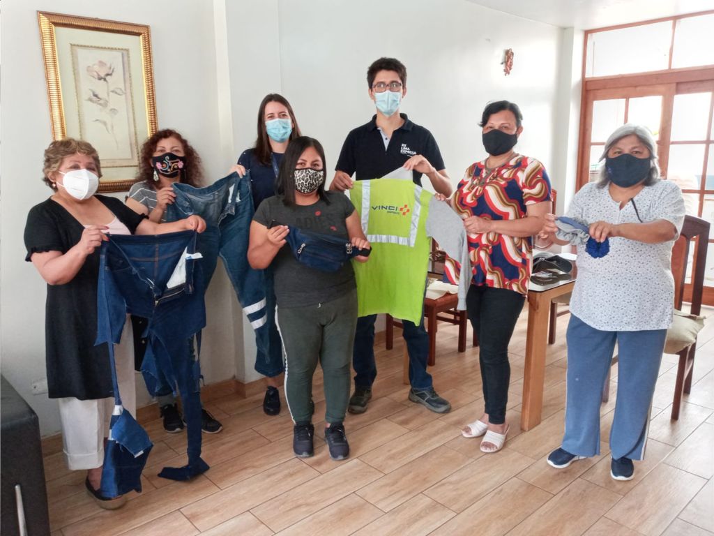 Mujeres de mi Barrio y Luiggi Ballardo LIMA EXPRESA